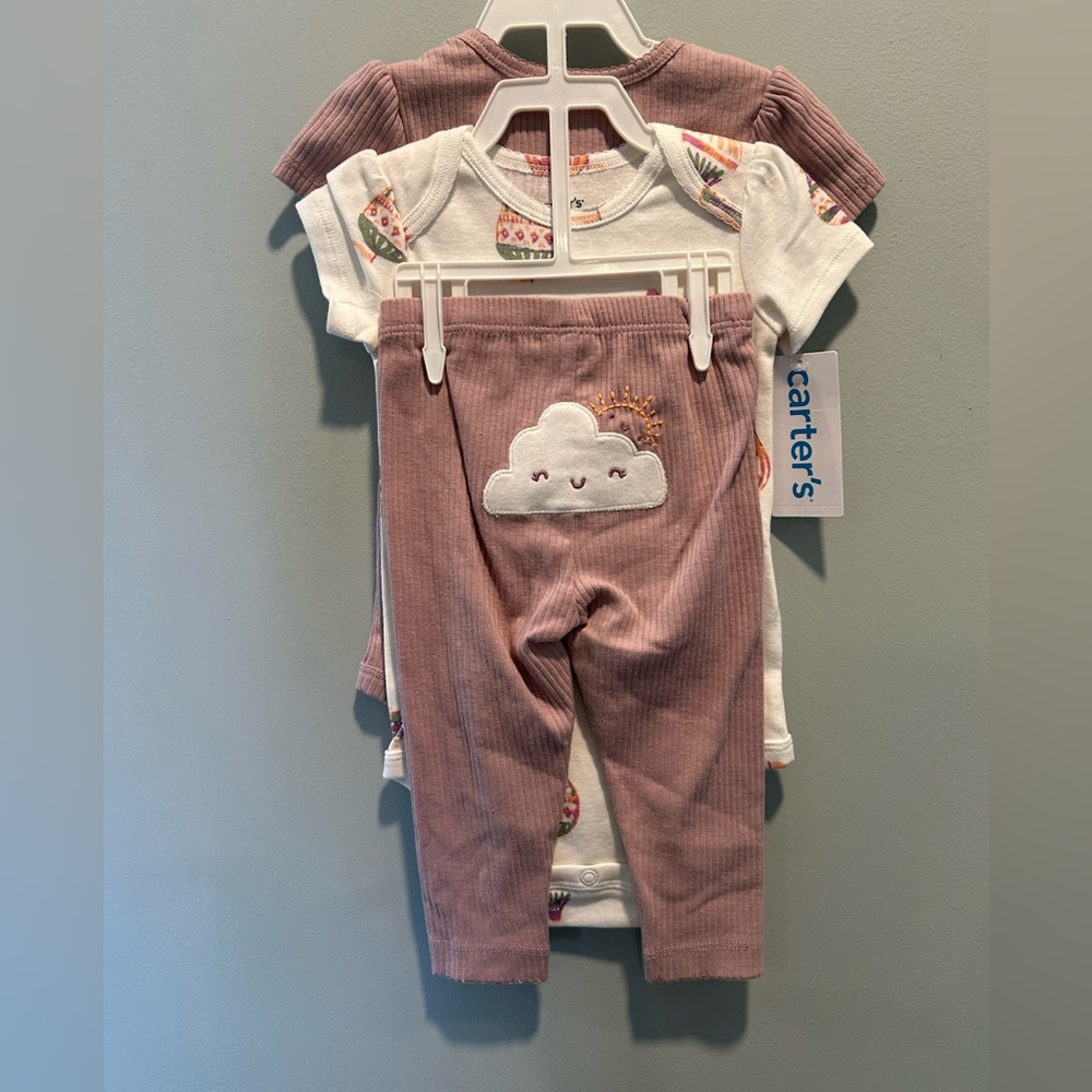 Carter’s Baby Girl Hot Air Balloon Bodysuit 3 Piece Set NWT - Picture 2 of 9